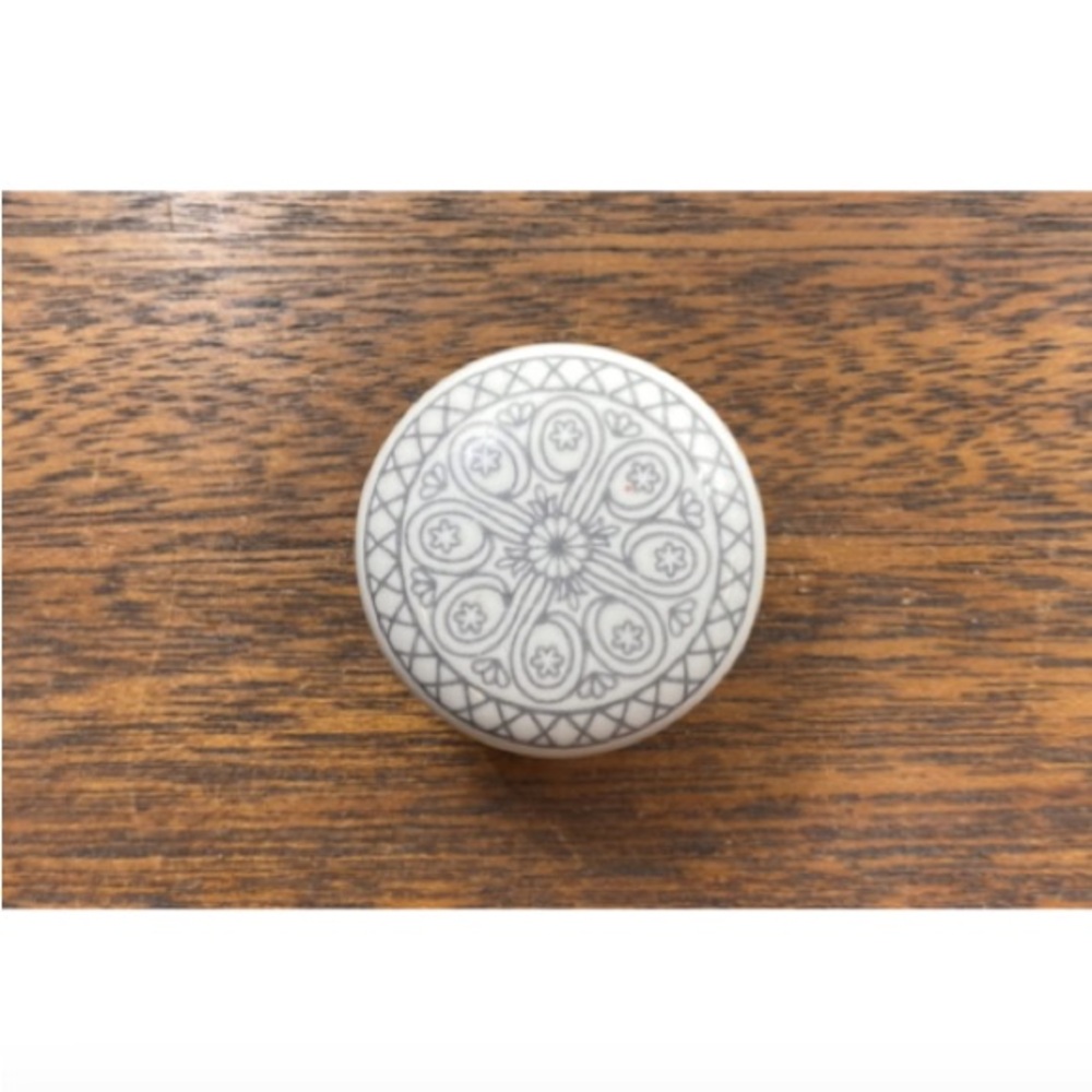Boho Ceramic Drawer Knob, Set of 10 Gray/White - Picture 6 of 7
